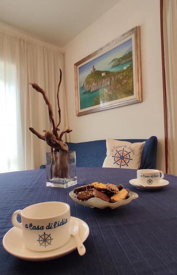 A Casa Di Lidia B&B Gaeta Exterior photo