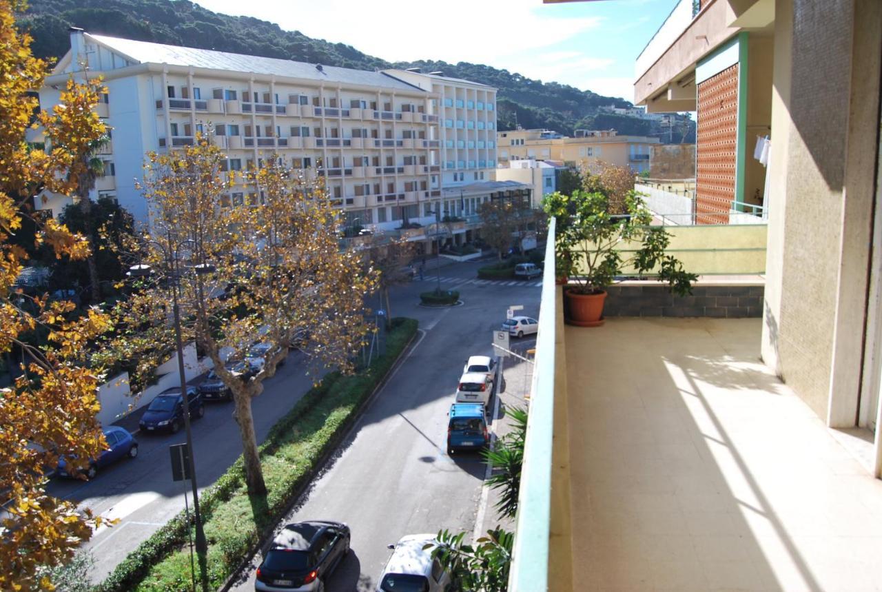A Casa Di Lidia B&B Gaeta Exterior photo